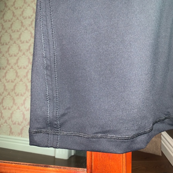 LULU LEMON black tank top - Picture 4 of 7